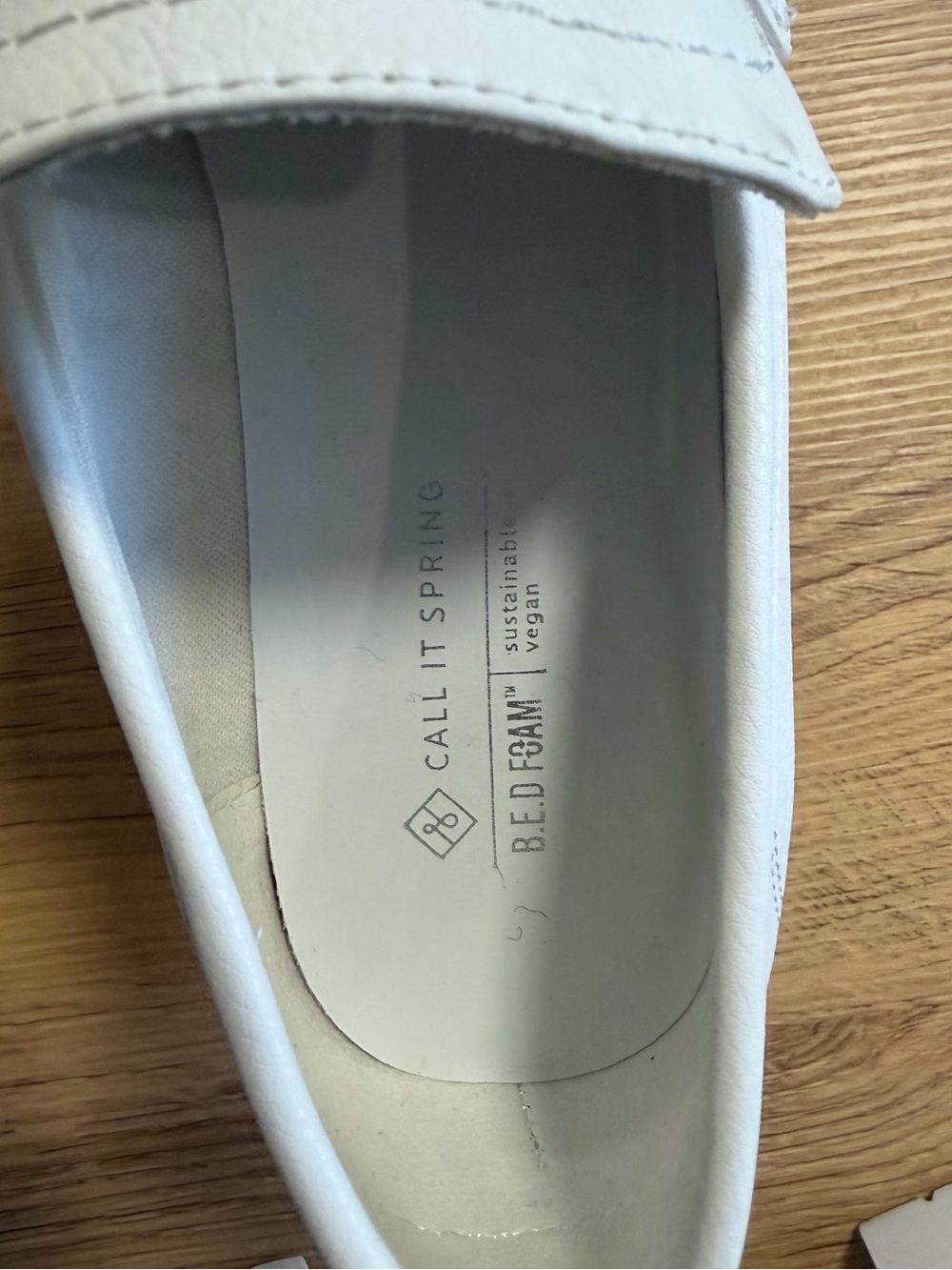 White Chunky Platform Loafers Lug Sole Vegan Slip On Shoes Women's Size 7 - Picture 2 of 8